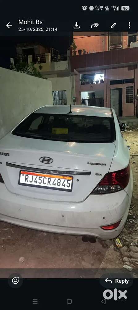 Hyundai Fluidic Verna 2012