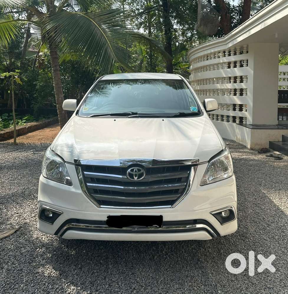 Toyota Innova Diesel 2012 Car
