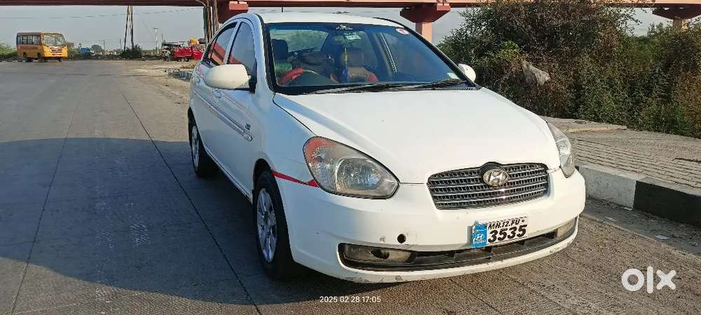Hyundai Verna 2010 Diesel 200000 Km Driven