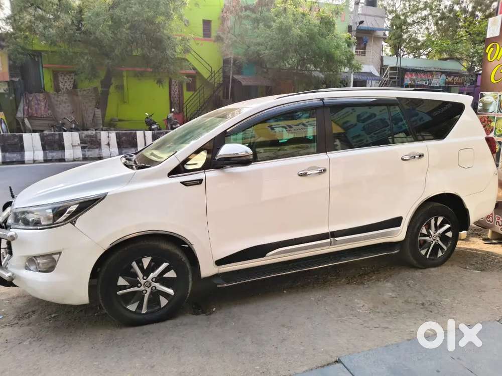 Toyota Innova Crysta 2019