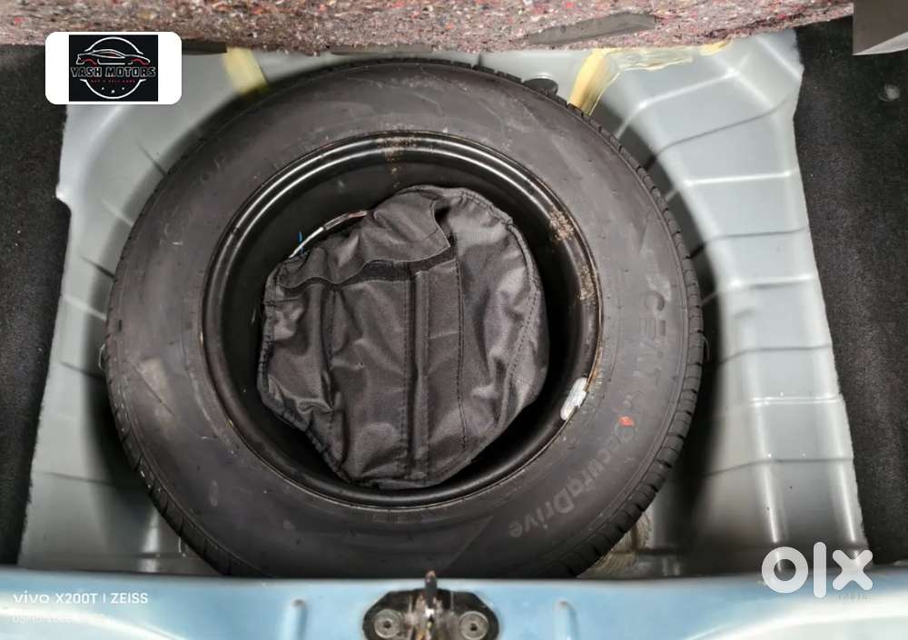 Tata Punch 1.2 Revotron Creative Amt Dual Tone, 2023, Petrol