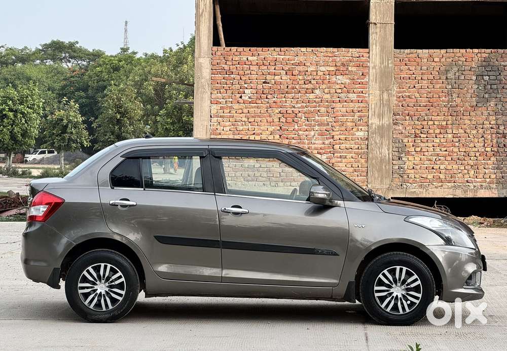 Maruti Suzuki Swift Dzire Vxi Optional, 2017, Petrol