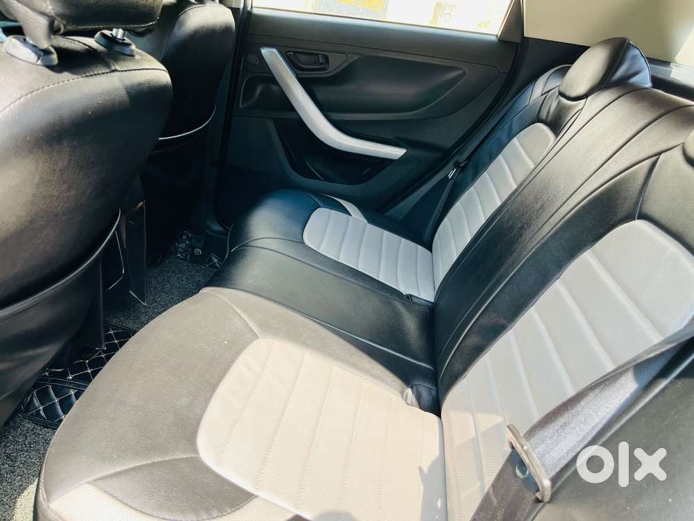 Tata Nexon 1.2 Revotron Xm Plus (s), 2021, Petrol