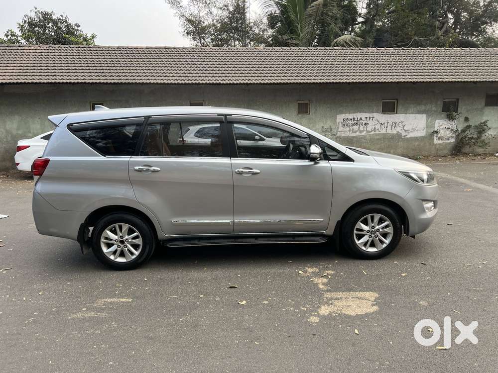Toyota Innova Crysta