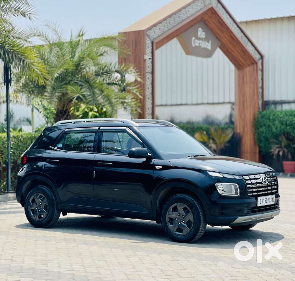 Hyundai Venue S 1.2 Petrol, 2023, Petrol