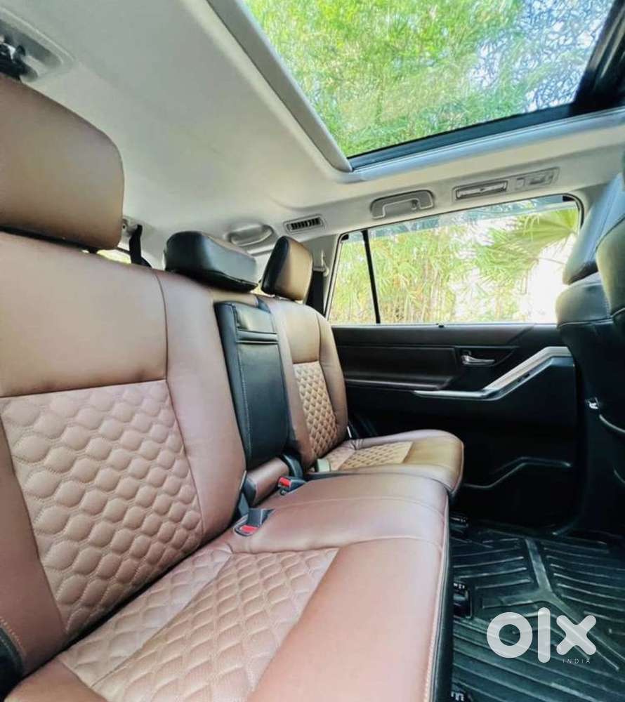 Toyota Innova Hycross 2.0 Vx (o) Hybrid 8 Str, 2023, Electric