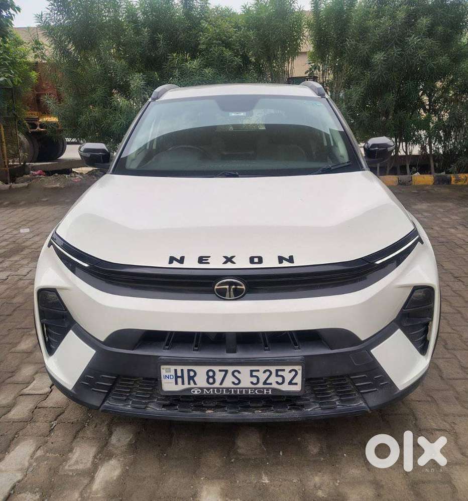 Tata Nexon 1.5 Revotorq Xza Plus Dual Tone Roof Amt (s), 2024, Petro..