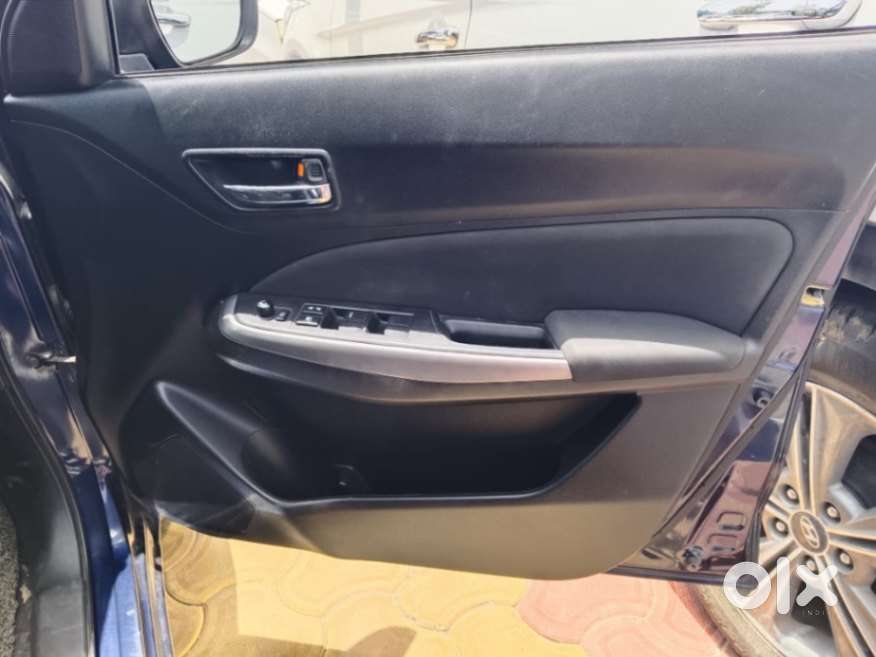 Maruti Suzuki Swift 1.3 Zxi, 2021, Petrol