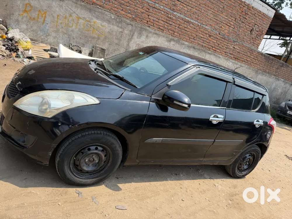 Maruti Suzuki Swift 2012