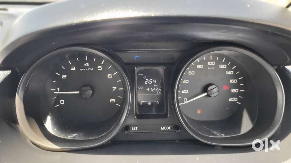 Tata Tiago 1.2 Revotron Xm, 2018, Petrol