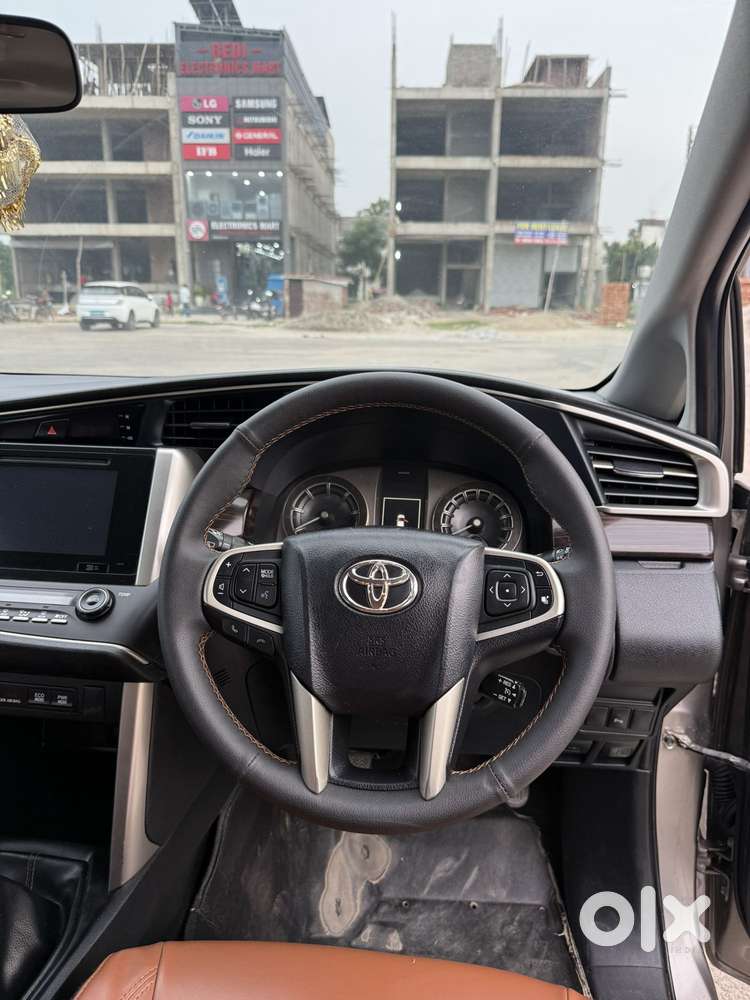 Toyota Innova Crysta 2.4 V 7 Str, 2018, Diesel