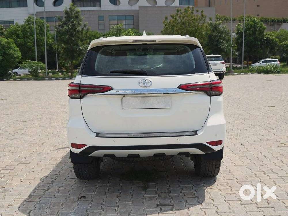 Toyota Fortuner 4x2 At 2.8 Diesel, 2021, Diesel