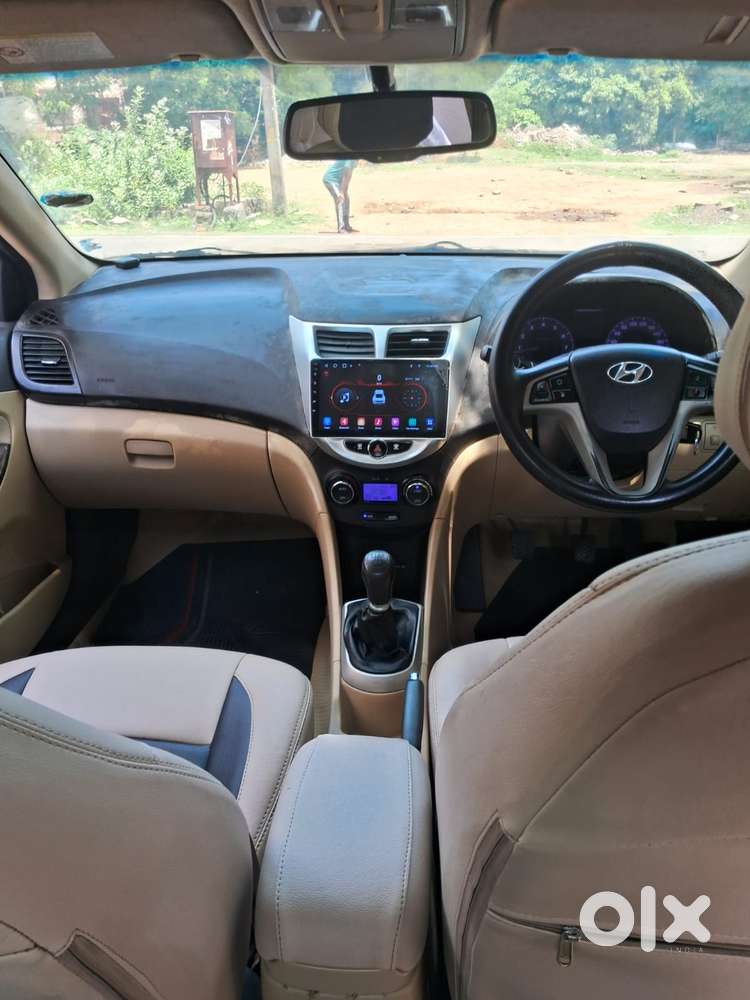 Hyundai Verna I (petrol), 2012, Petrol