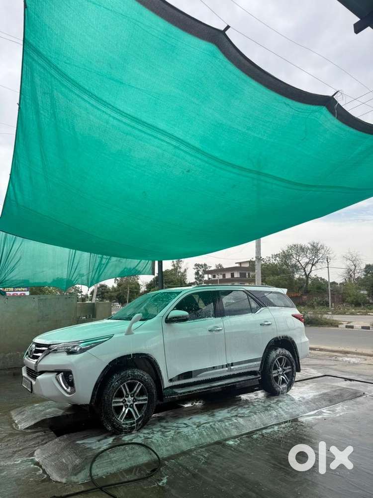 Toyota Fortuner 2018 Diesel Well Maintained