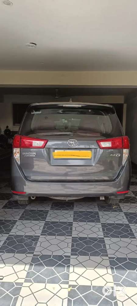 Toyota Innova Crysta 2018 Diesel 88000 Km Driven