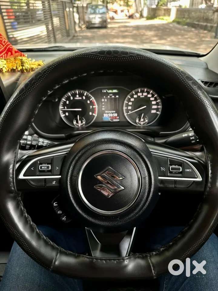 Maruti Suzuki Brezza Zxi S-cng, 2024, Cng & Hybrids