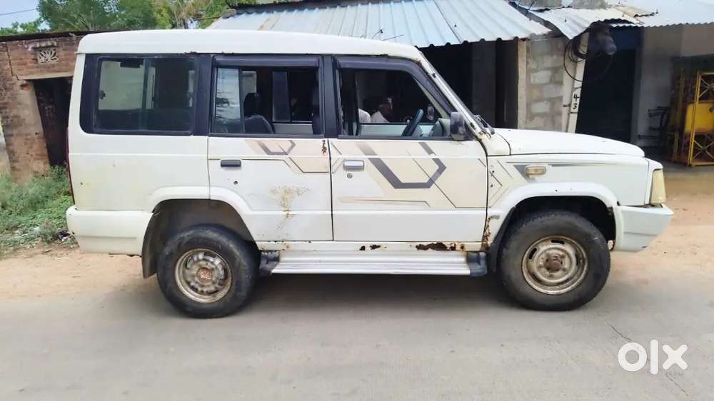 Tata Sumo Gold 2012