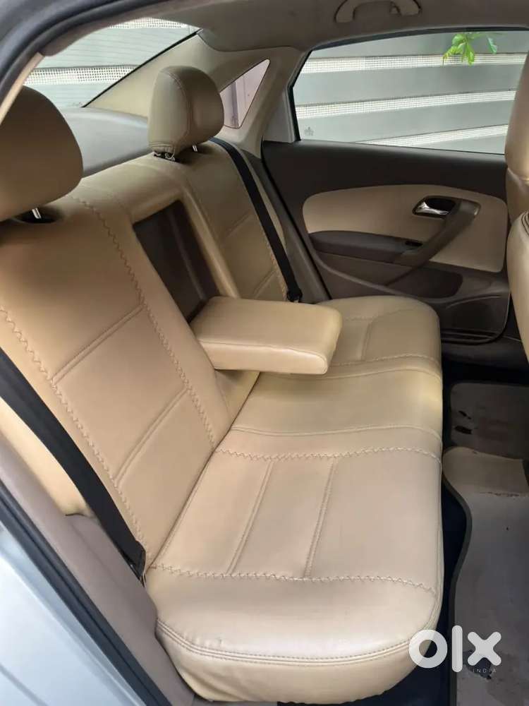 Skoda Rapid Elegance 2012 Topend