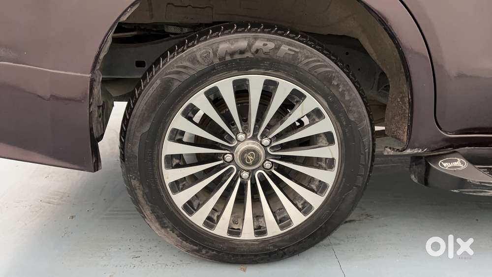 Toyota Innova Crysta 2.4 G Plus Mt 8 Str, 2019, Diesel