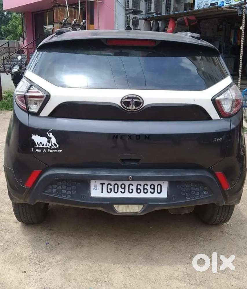 Tata Nexon 2019 Petrol 90000 Km Driven