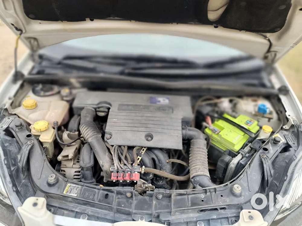 Ford Figo 1.2 Petrol Zxi 2012