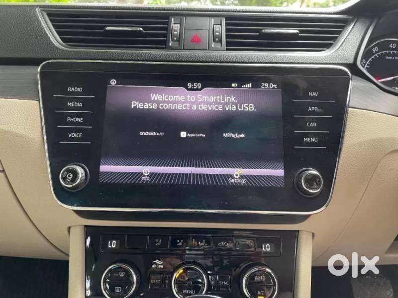 Skoda Superb Style 1.8 Tsi At, 2018, Petrol