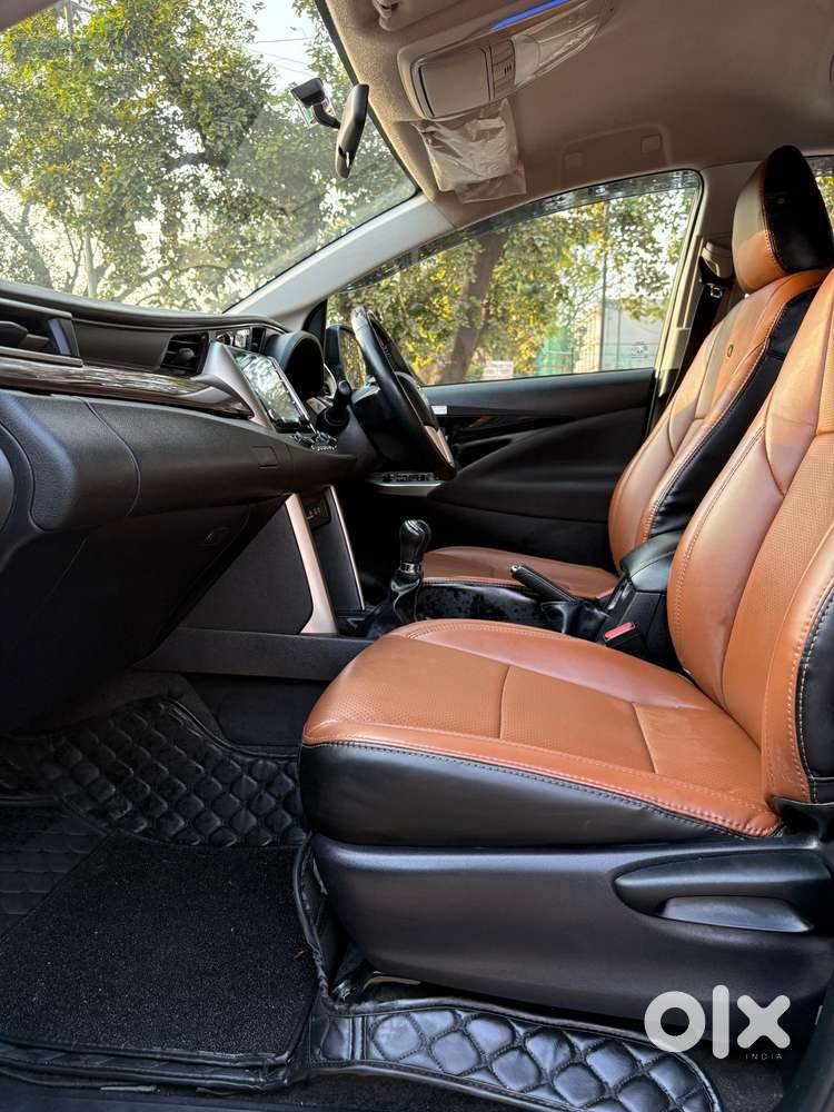 Toyota Innova Crysta