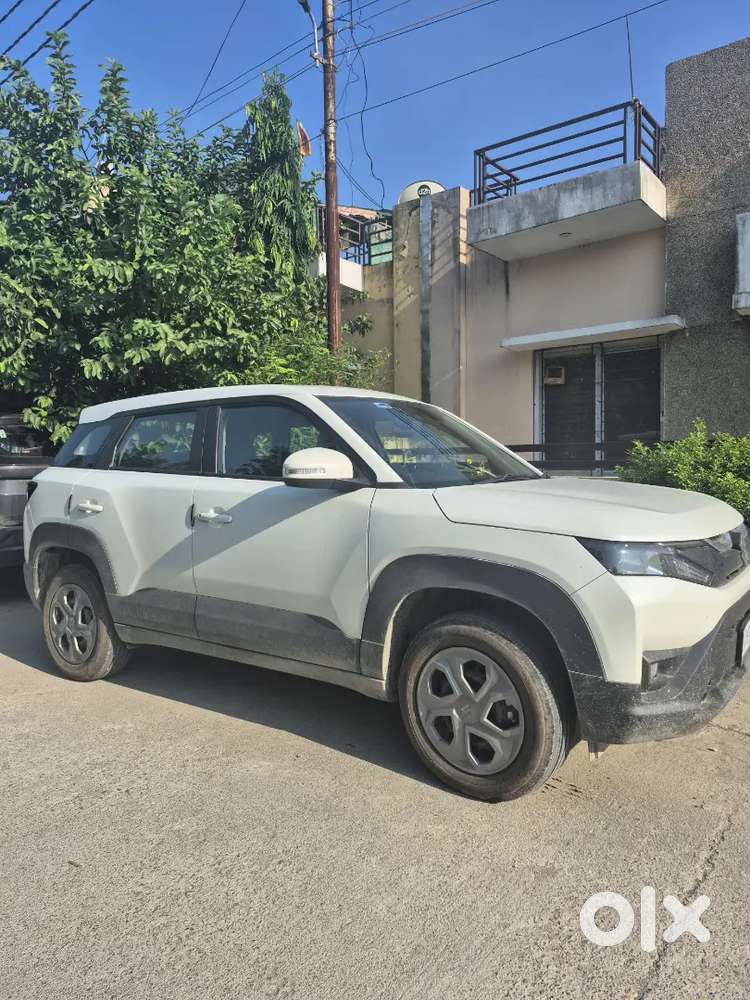 Maruti Suzuki Brezza Lxi 2026