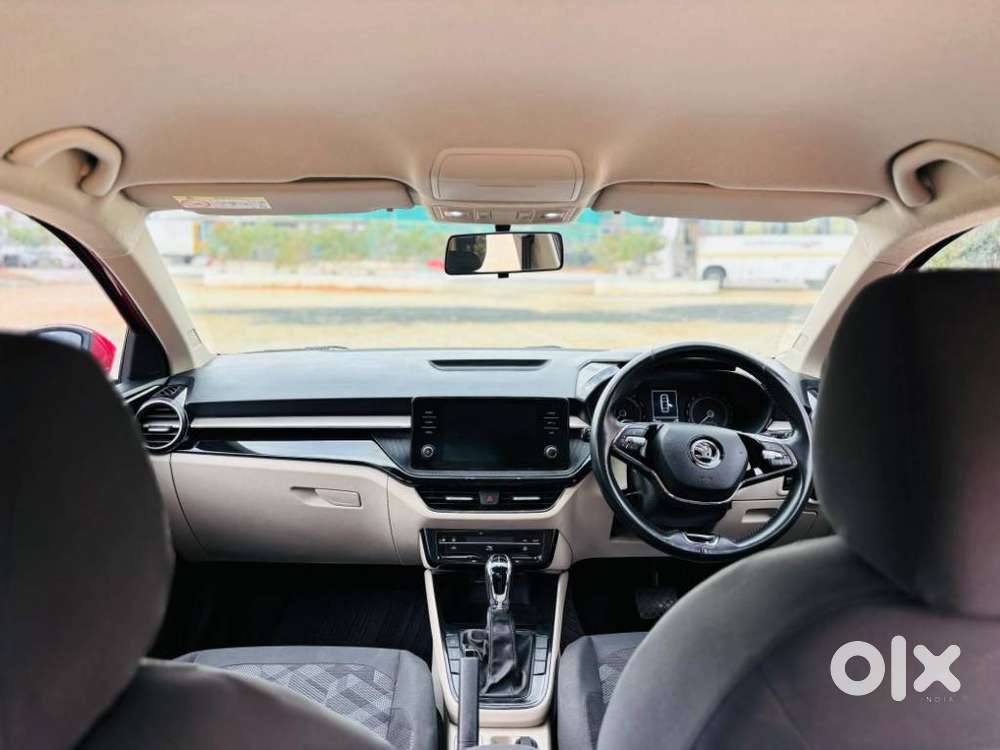 Skoda Slavia 1.0 Ambition Tsi At, 2022, Petrol