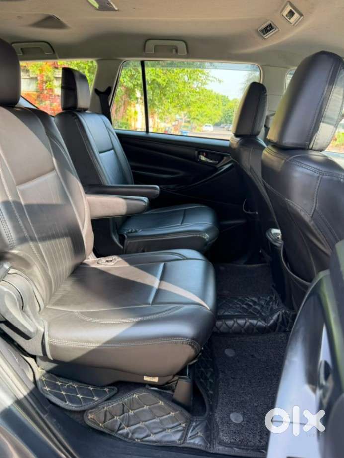 Toyota Innova Crysta 2.8 Gx At 8s, 2021, Diesel