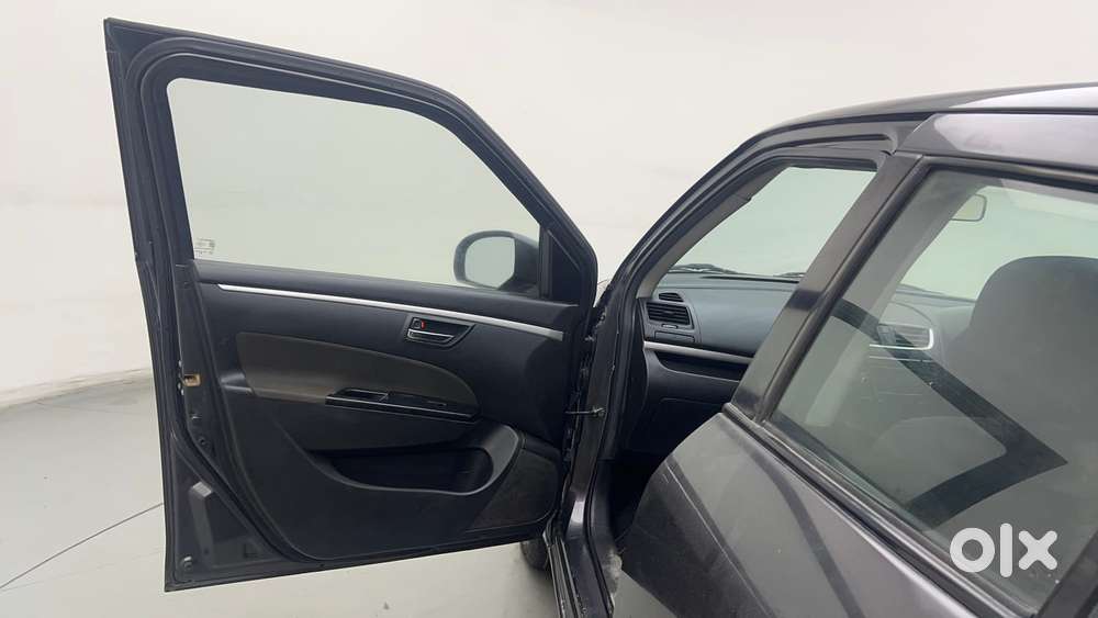 Maruti Suzuki Swift Vvt Vxi, 2016, Petrol