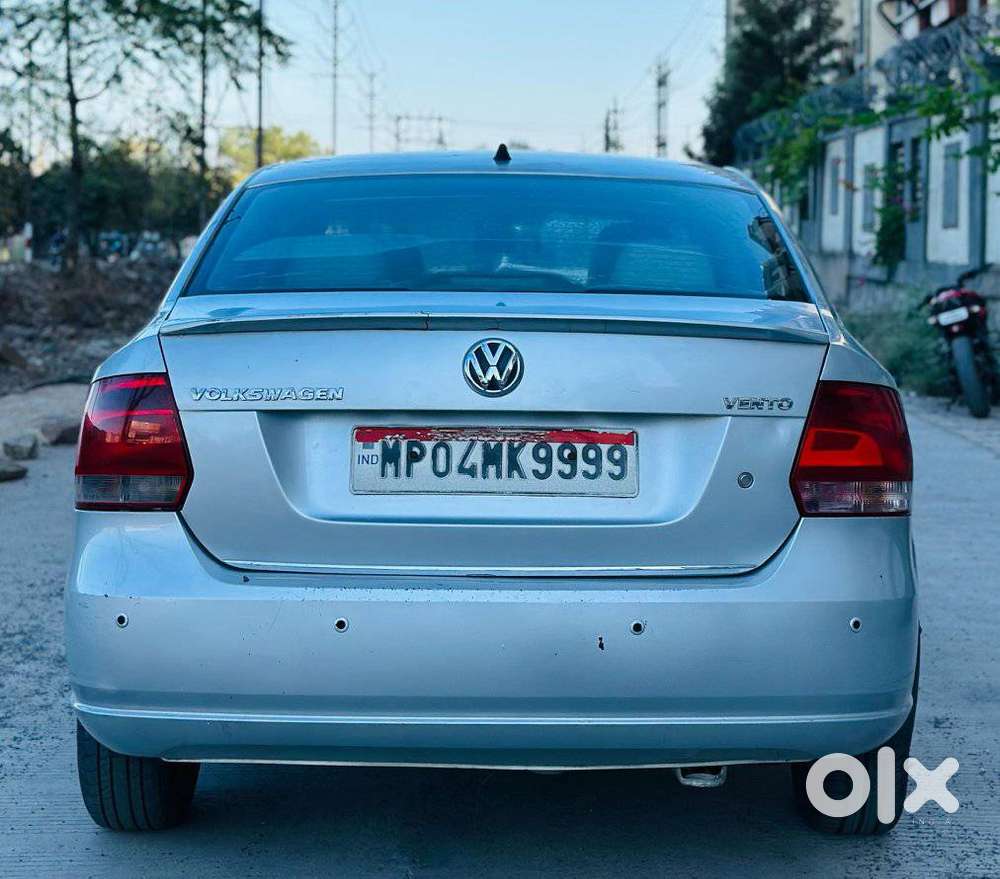 Volkswagen Vento 1.2 Highline Plus At 16 Alloy, 2011, Petrol
