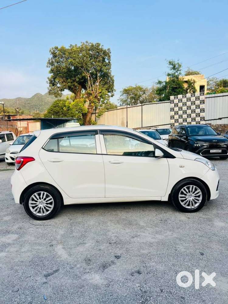 Hyundai Grand I10 Magna, 2015, Petrol