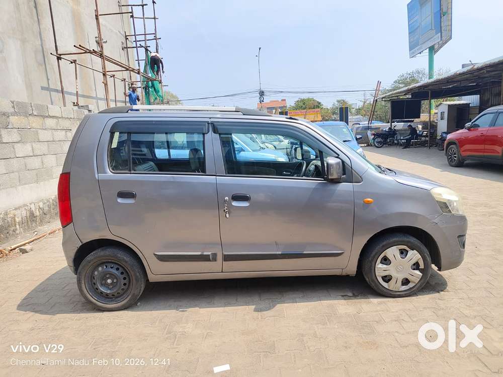 Maruti Suzuki Wagon R Amt Vxi, 2017, Petrol