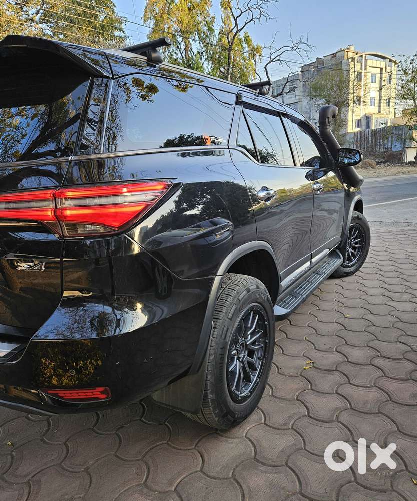 Toyota Fortuner [2021-ongoing] 2.8 2wd Diesel Mt, 2023, Diesel