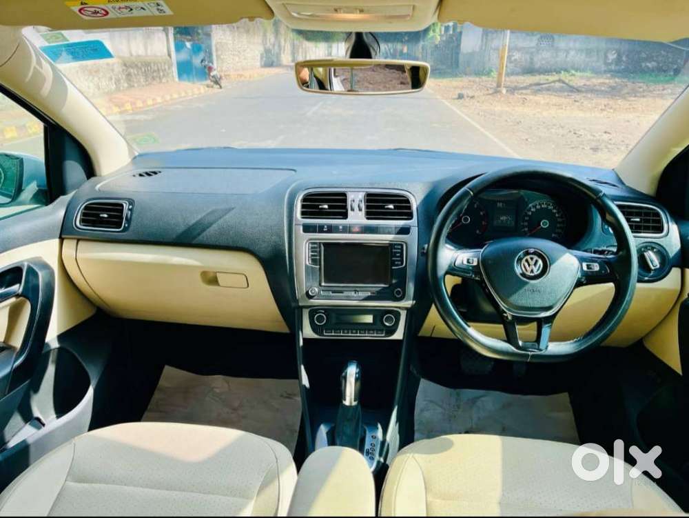 Volkswagen Vento Petrol Highline At, 2015, Petrol