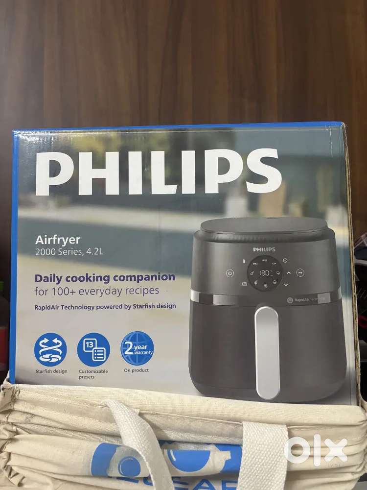 Phillips Air Fryer 4.2 litres Brand new SEALED/UNUSED