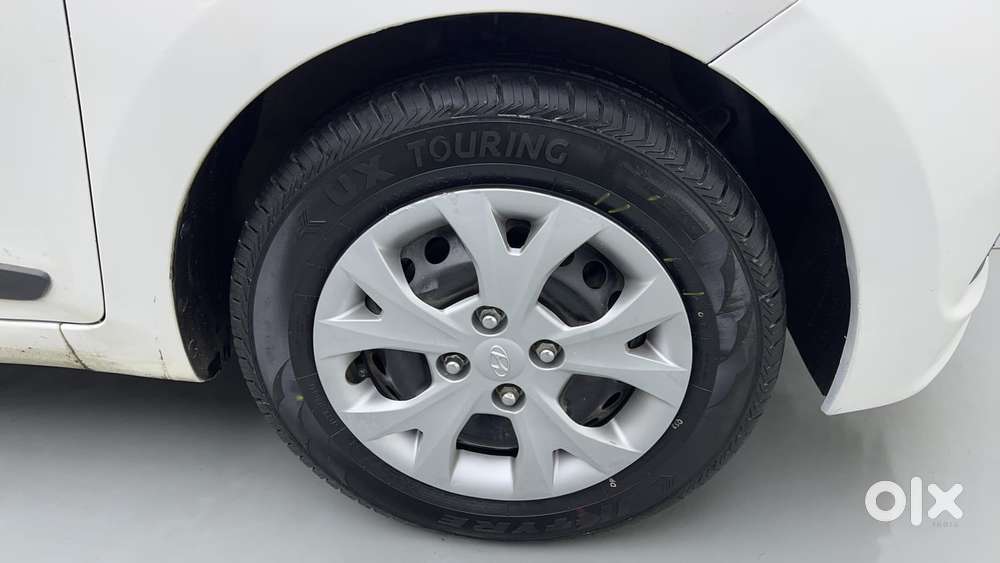 Hyundai Grand I10 1.2 Kappa Sportz, 2015, Petrol