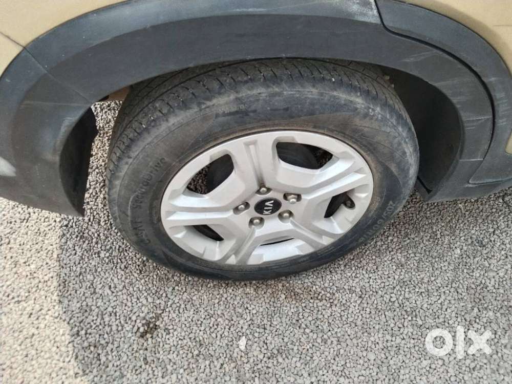 Kia Sonet, 2020, Petrol