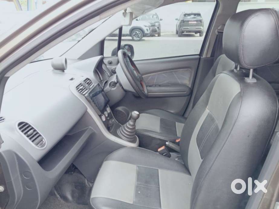 Maruti Suzuki Ritz Vxi, 2012, Petrol