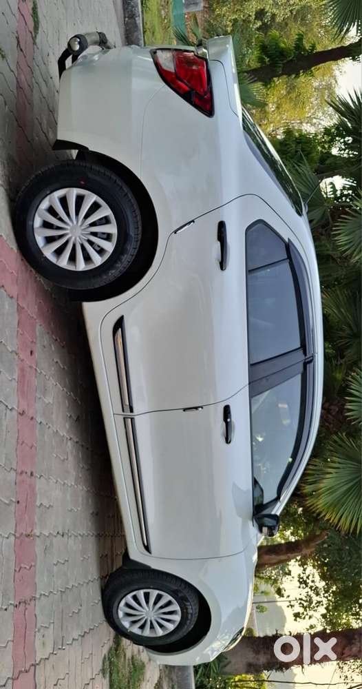 Maruti Suzuki Dzire 1.2 Vxi, 2024, Petrol