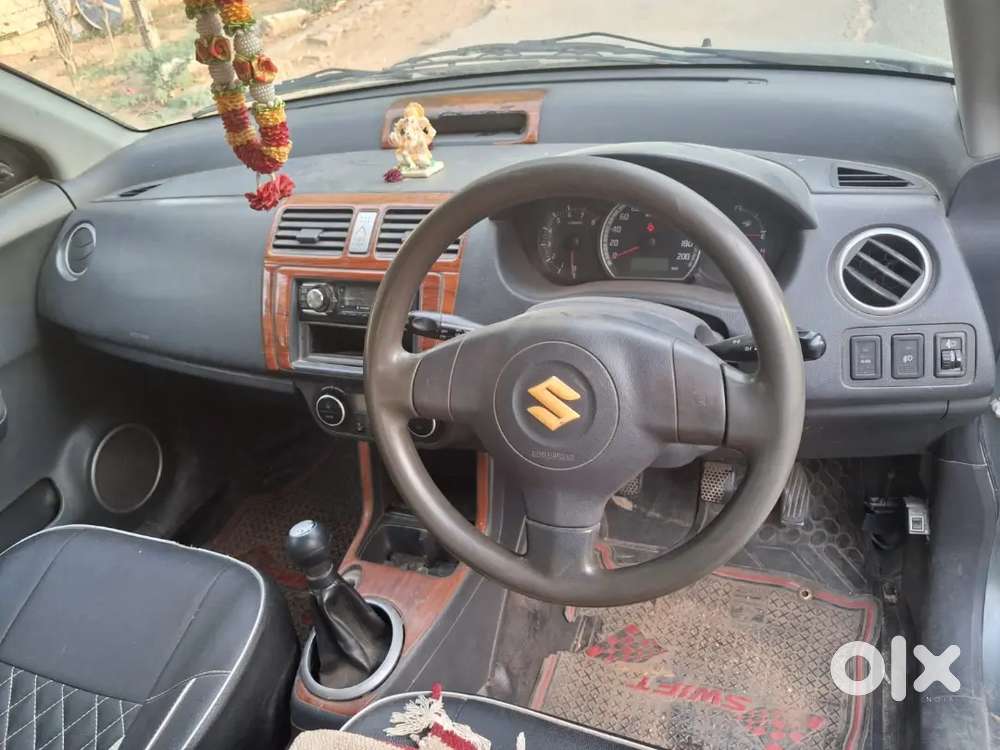 Maruti Suzuki Swift 2006 Lpg 100000 Km Driven