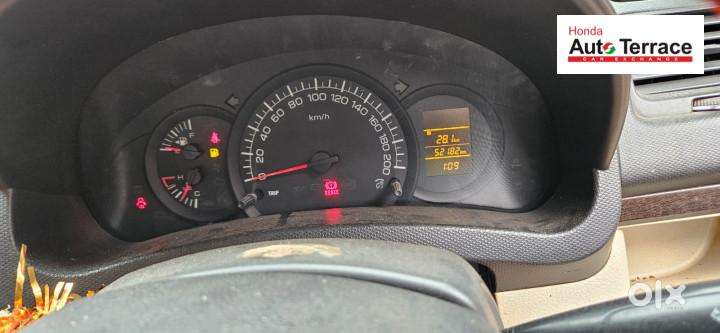 Maruti Suzuki Swift Dzire Zxi, 2017, Petrol