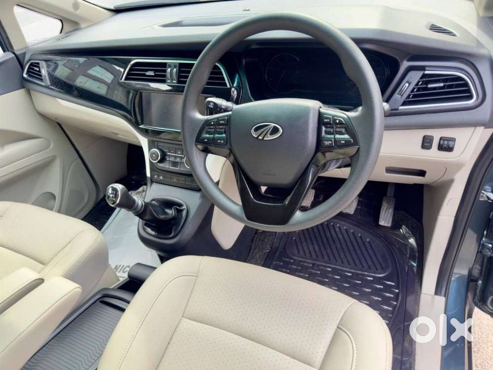 Mahindra Marazzo M8, 2019, Diesel