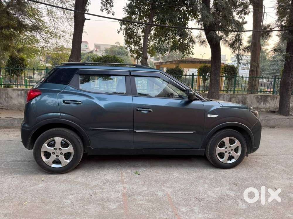 Mahindra Xuv300 W6 Amt Diesel, 2022, Diesel