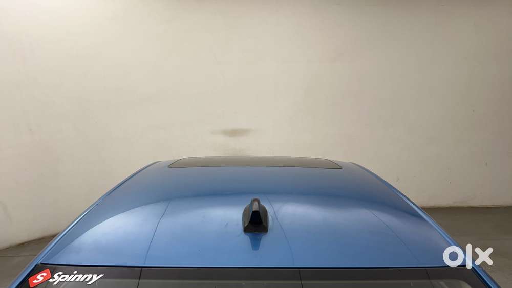 Skoda Slavia Style 1.0l Tsi At, 2022, Petrol