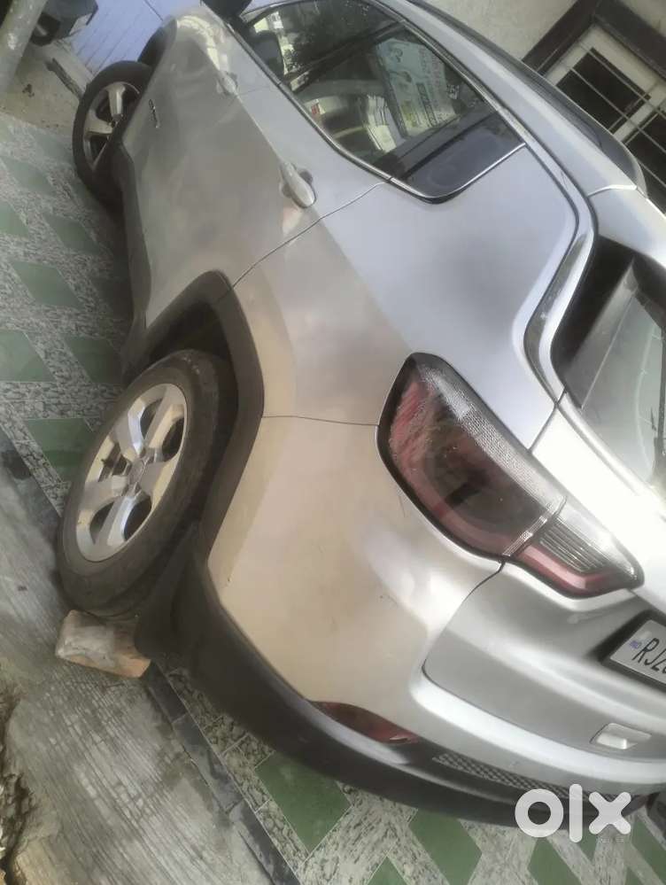 Jeep Compass 2017 Petrol 70000 Km Driven