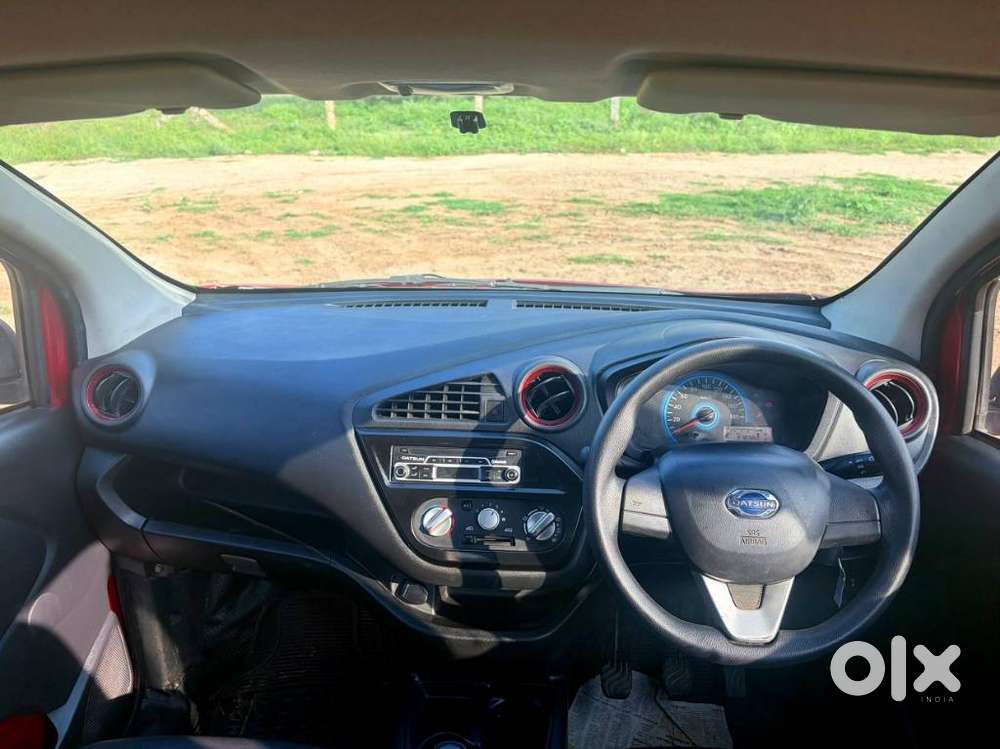 Datsun Redigo T Option, 2016, Petrol