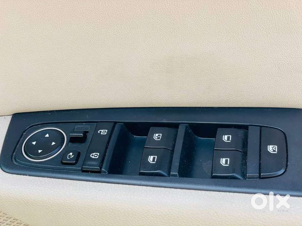 Kia Carens 1.5 Luxury Plus Diesel At 7 Str, 2022