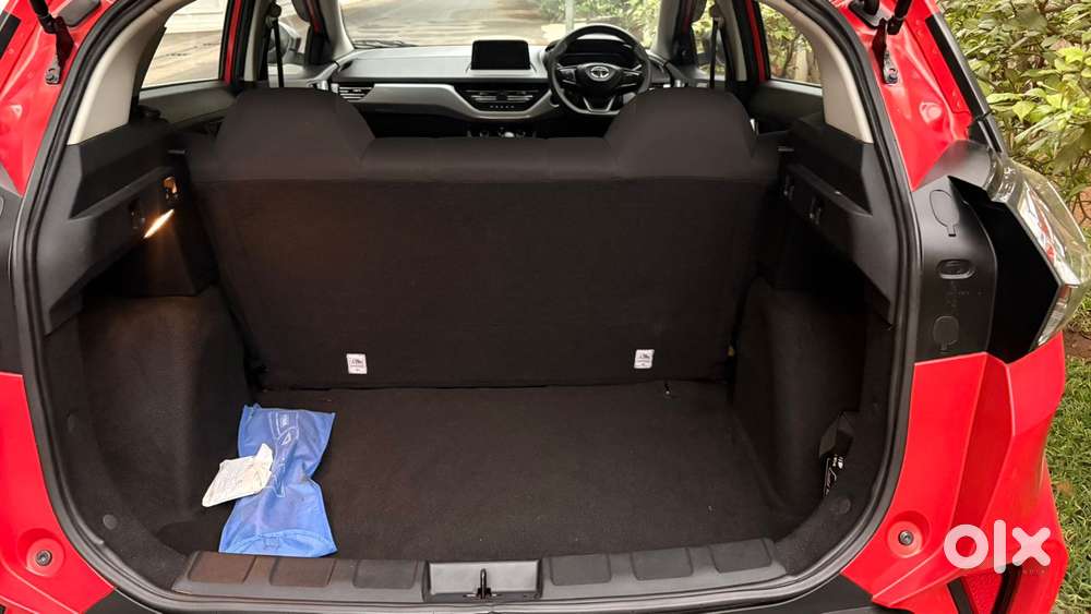 Tata Nexon 1.5 Revotorq Xma Plus (s) Amt, 2023, Petrol